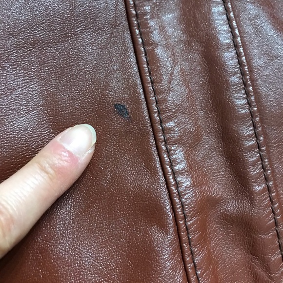 Vintage caramel leather jacket - Picture 16 of 17